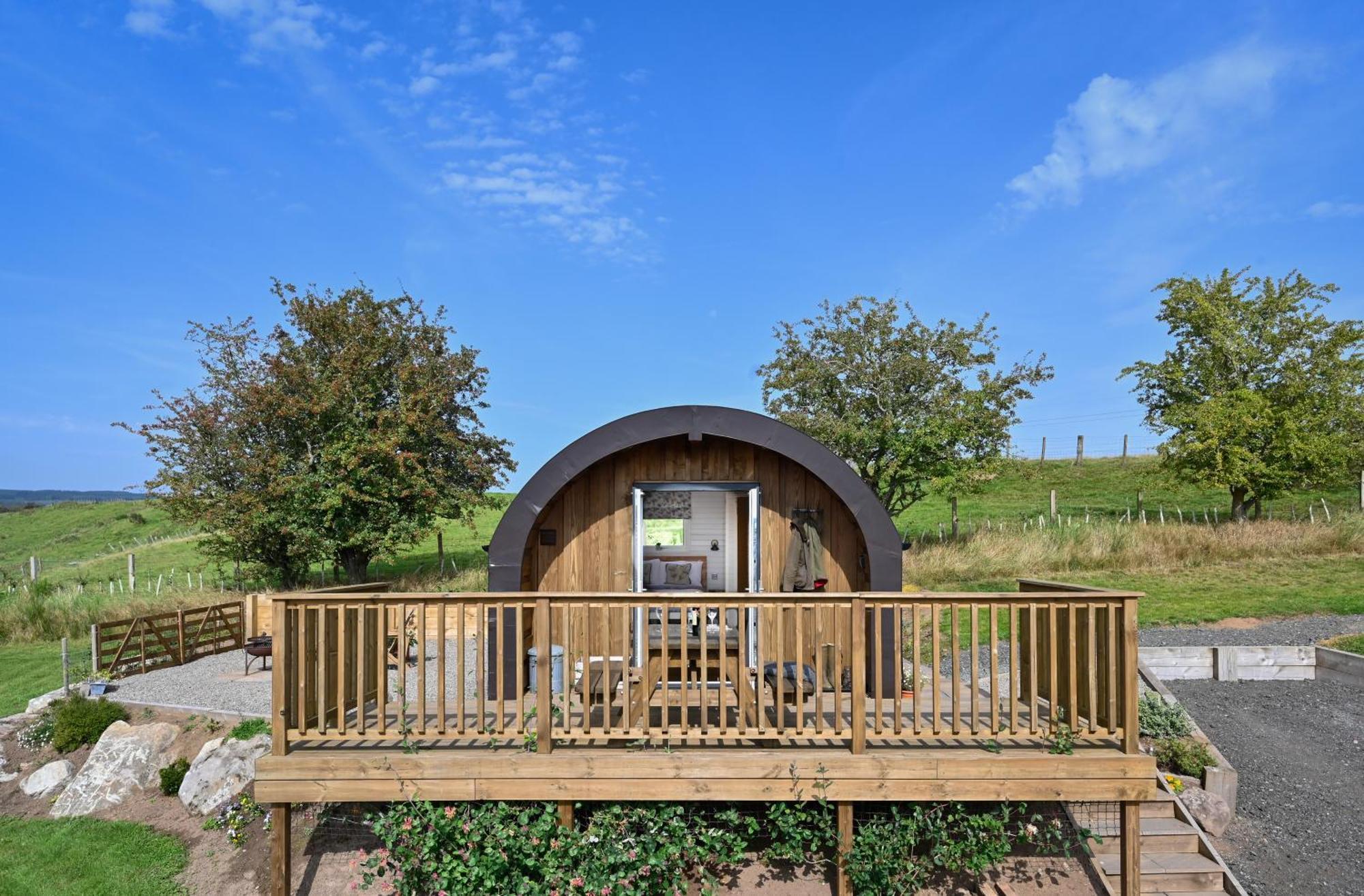Luxury Glamping Pods - The Heft & The Hirsel Apartment Glasgow Exterior photo